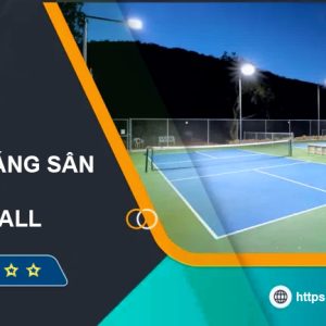 Cột đèn chiếu sáng sân Pickleball