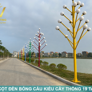 Cột đèn trang trí bóng cầu kiểu dáng cây thông Cột đèn bóng cầu kiểu cây thông 19 tay đẹp